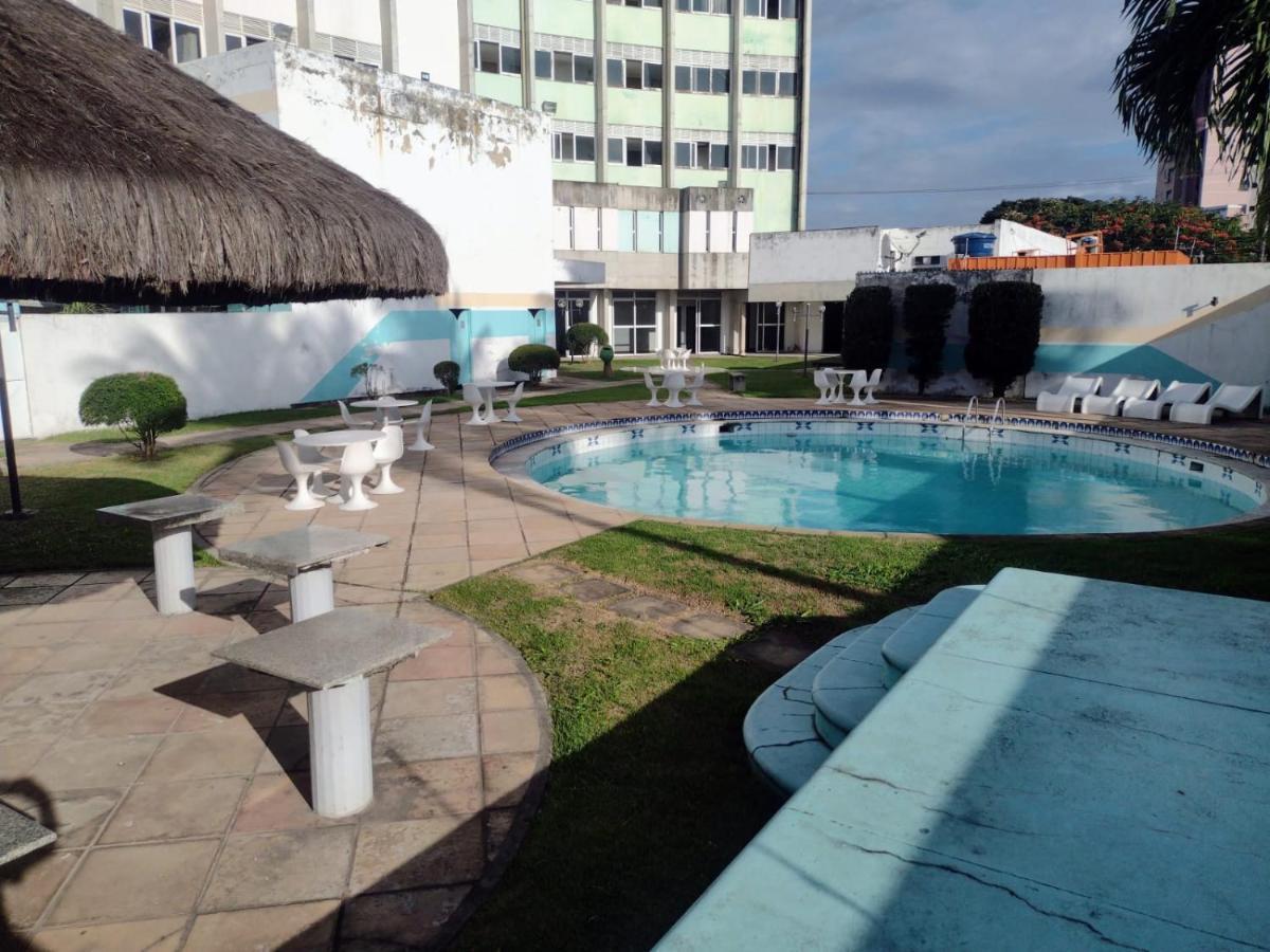 Feira Palace Hotel Feira de Santana Exterior photo
